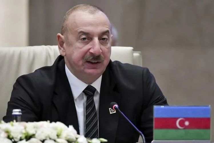 Президент Азербайджану Ільхам Алієв на тлі інформації про таємні переговори РФ та Німеччини у Баку щодо війни в Україні (фото