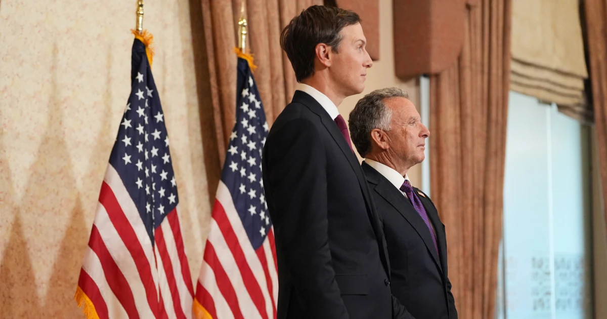Спецпосланець президента США Стів Віткофф та зять Дональда Трампа Джаред Кушнер