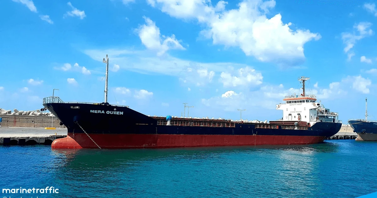 Суховантаж MERA QUEEN, що зазнав атаки в Чорному морі (зображення з MarineTraffic / boutos john у джерелі hromadske)