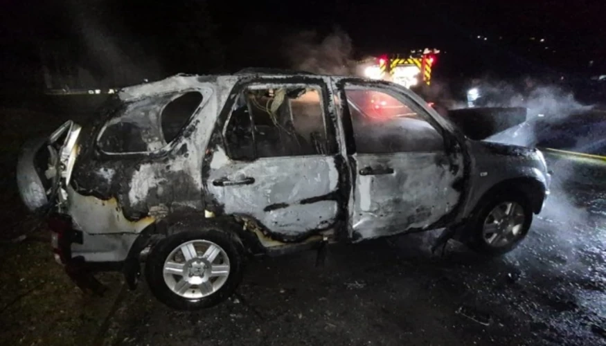 Цивільний автомобіль після влучання російського дрона в Сумах 15 серпня 2026 року