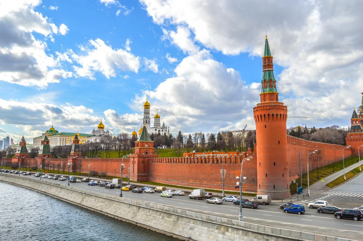 Володимир Путін і Стівен Віткофф під час зустрічі у Костянтинівському палаці